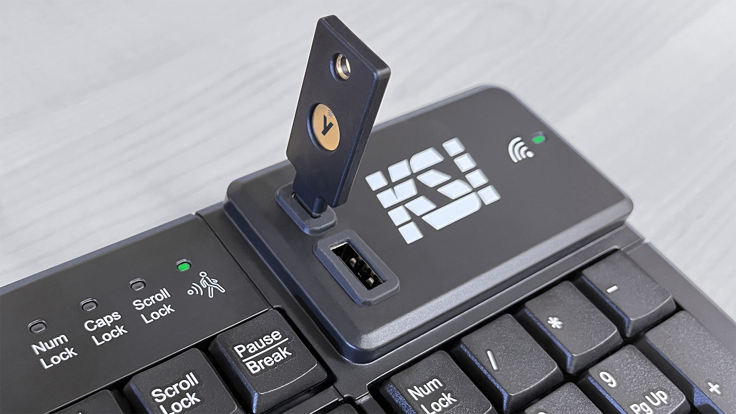 AuthentiKey™ integrates Type A and C ports to accommodate leading security keys AuthentiKey™ integrates Type A and C ports to accommodate leading security keys